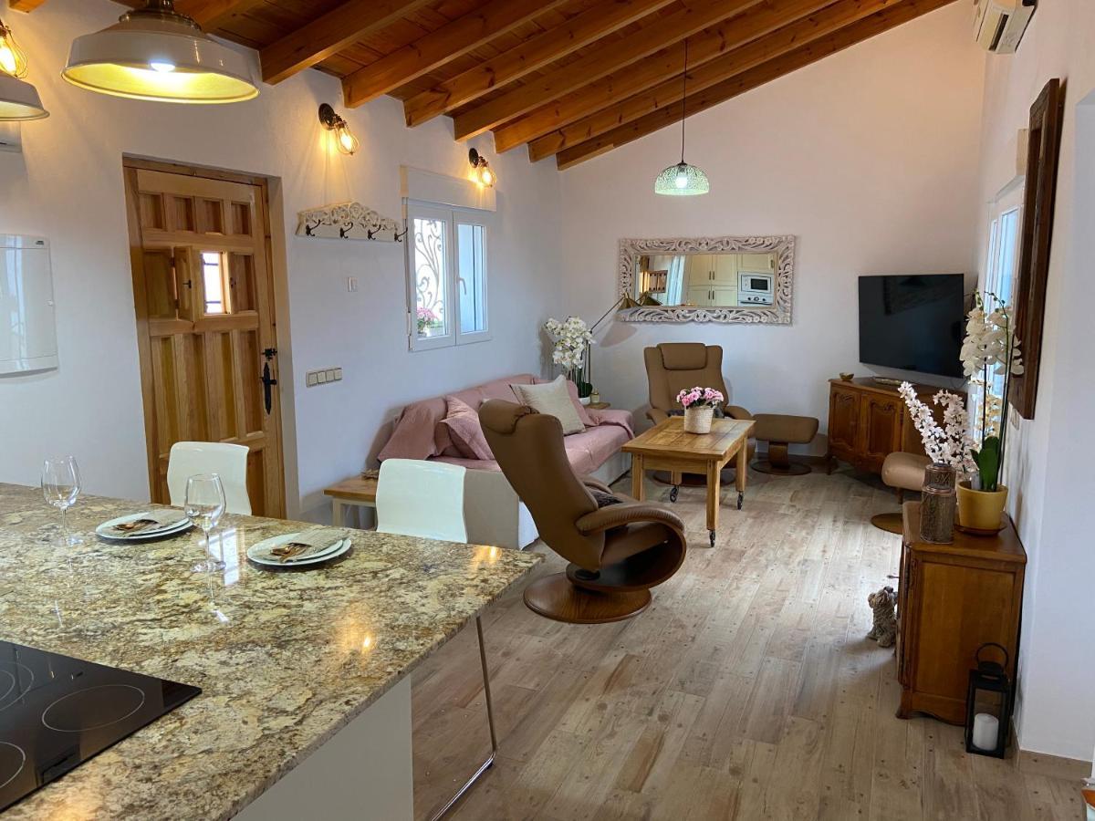 Casa Noah Villa Нерха Екстериор снимка