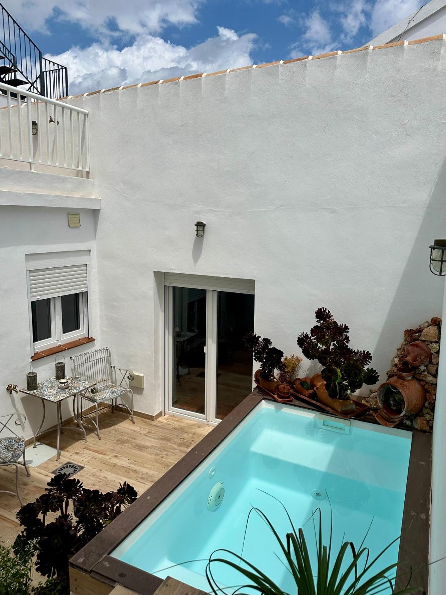 Casa Noah Villa Нерха Екстериор снимка